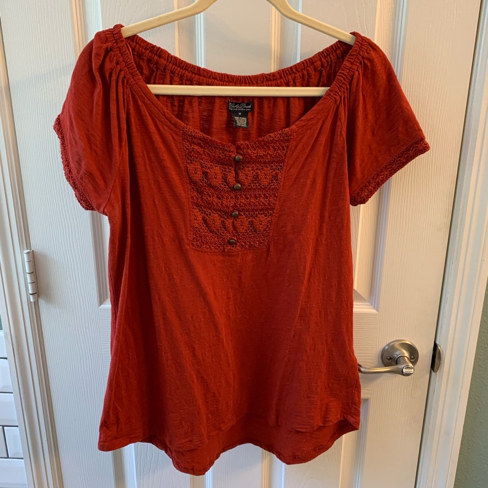 Lucky 🍀 Brand burnt orange top